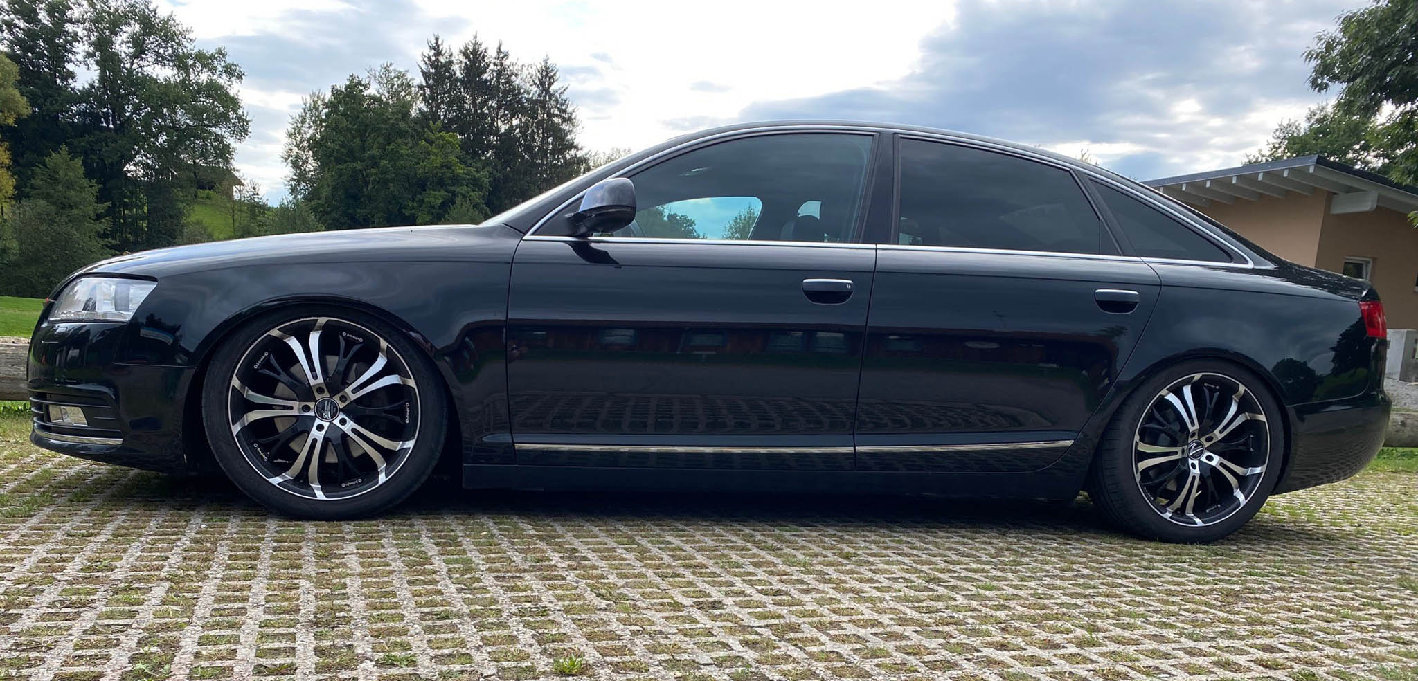 Audi A6 4F air suspension lowering electronically without coupling rod –  fahrNIVEAU